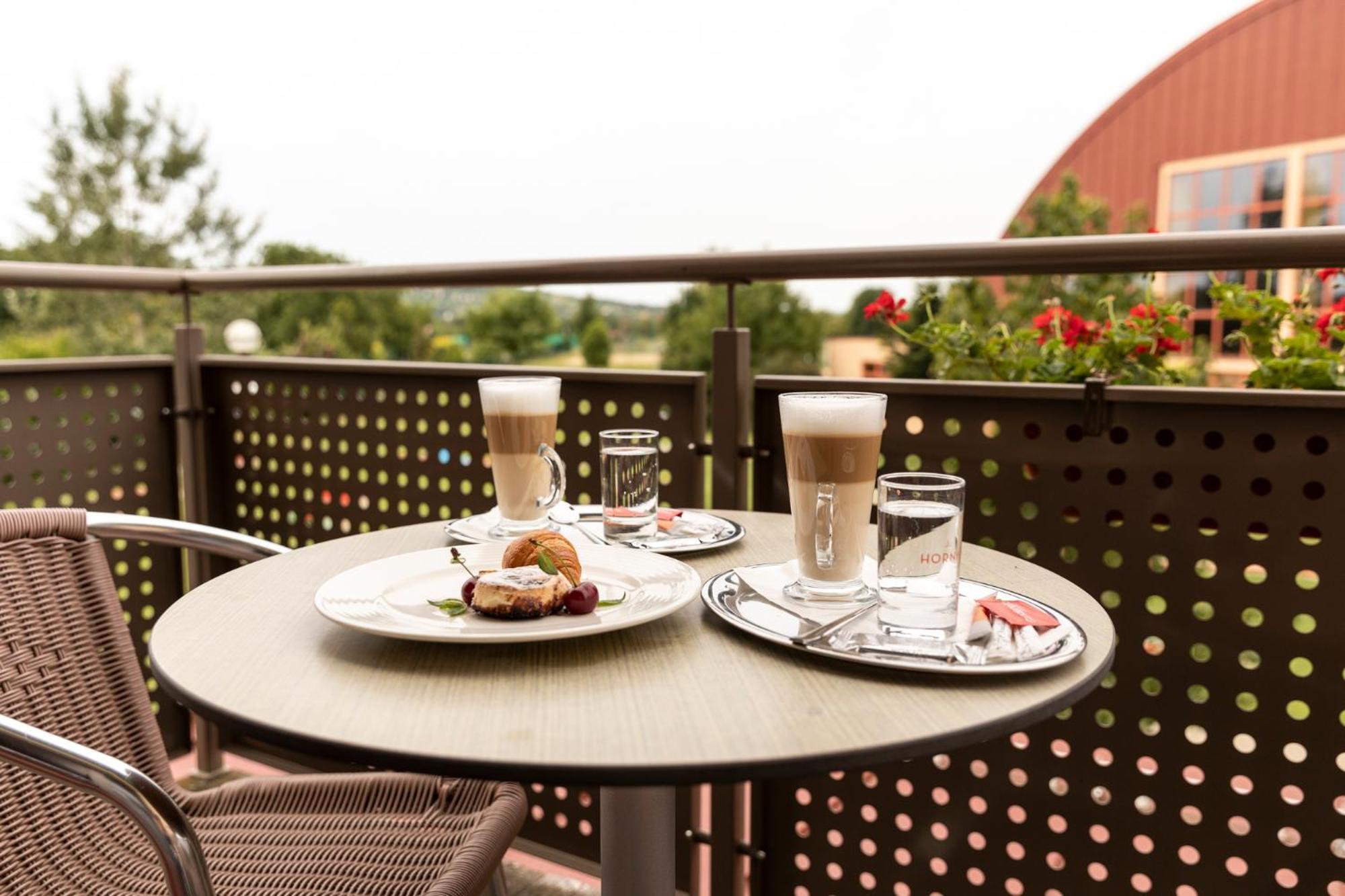 Vulkan Wellness Hotel & Camping Celldömölk Buitenkant foto
