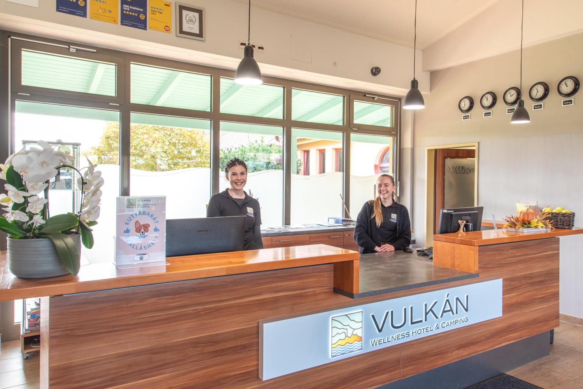 Vulkan Wellness Hotel & Camping Celldömölk Buitenkant foto